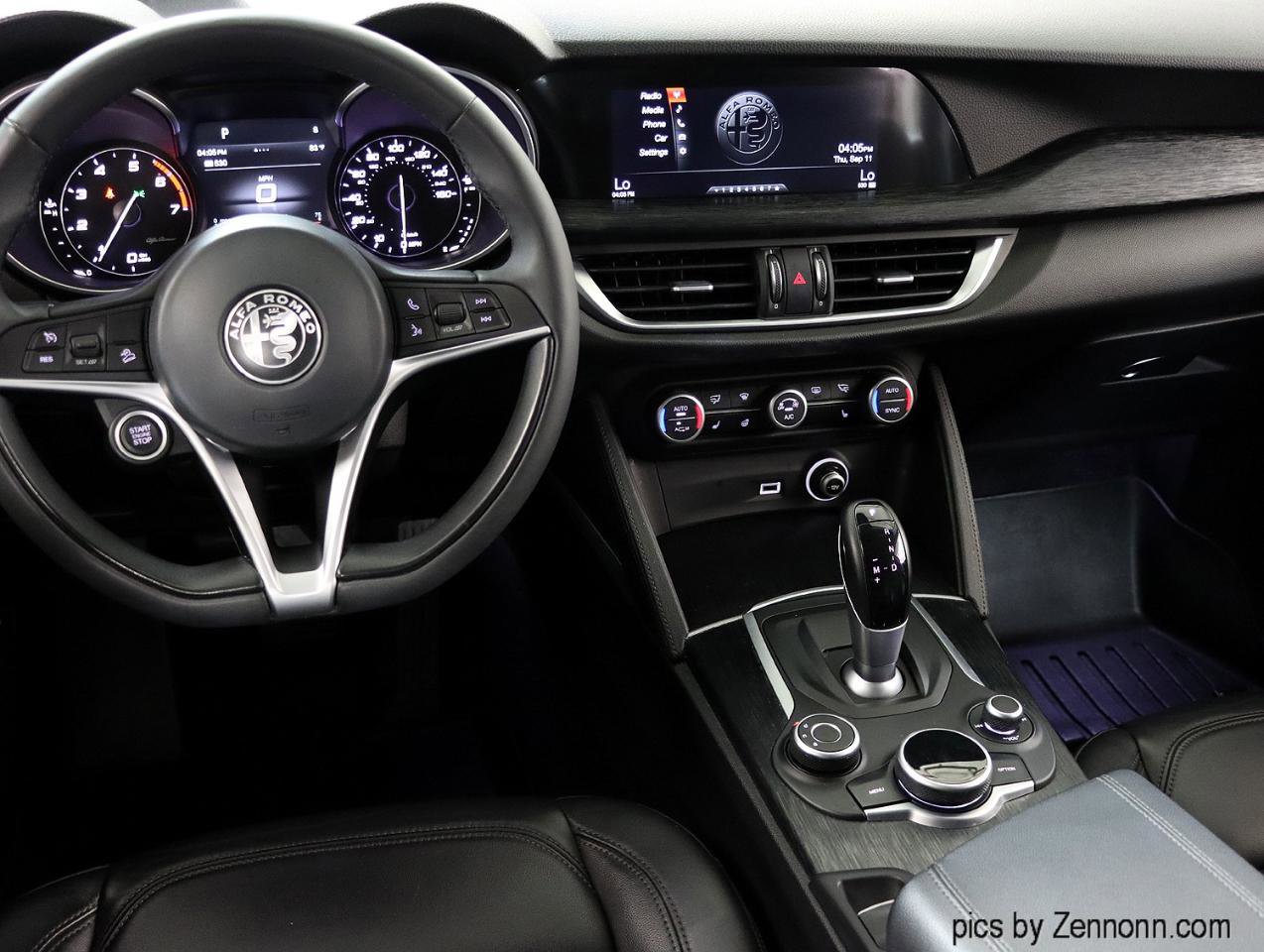 Used 2019 Alfa Romeo Stelvio AWD image 17