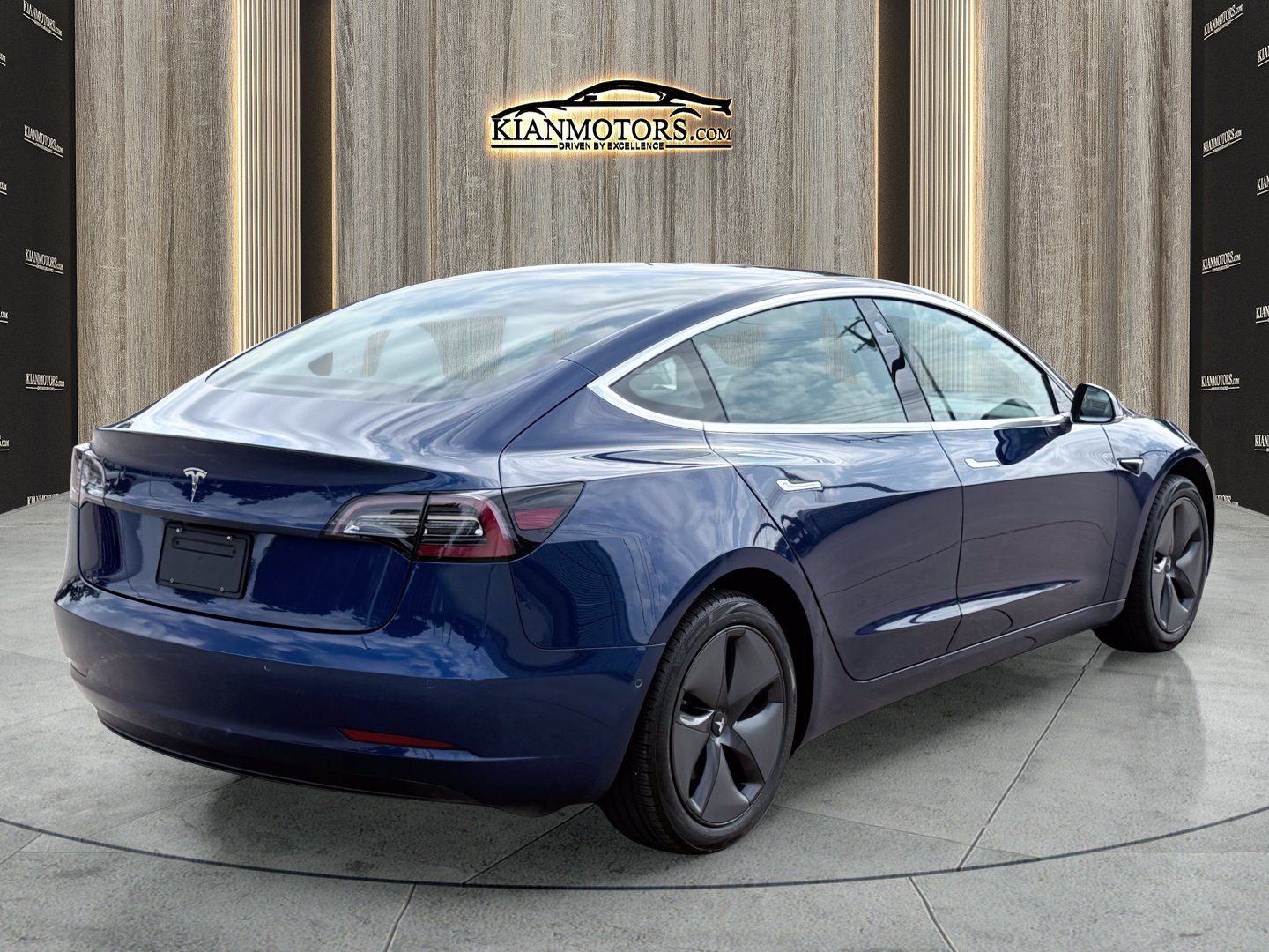 Used 2019 Tesla Model 3 Standard Range RWD image 7