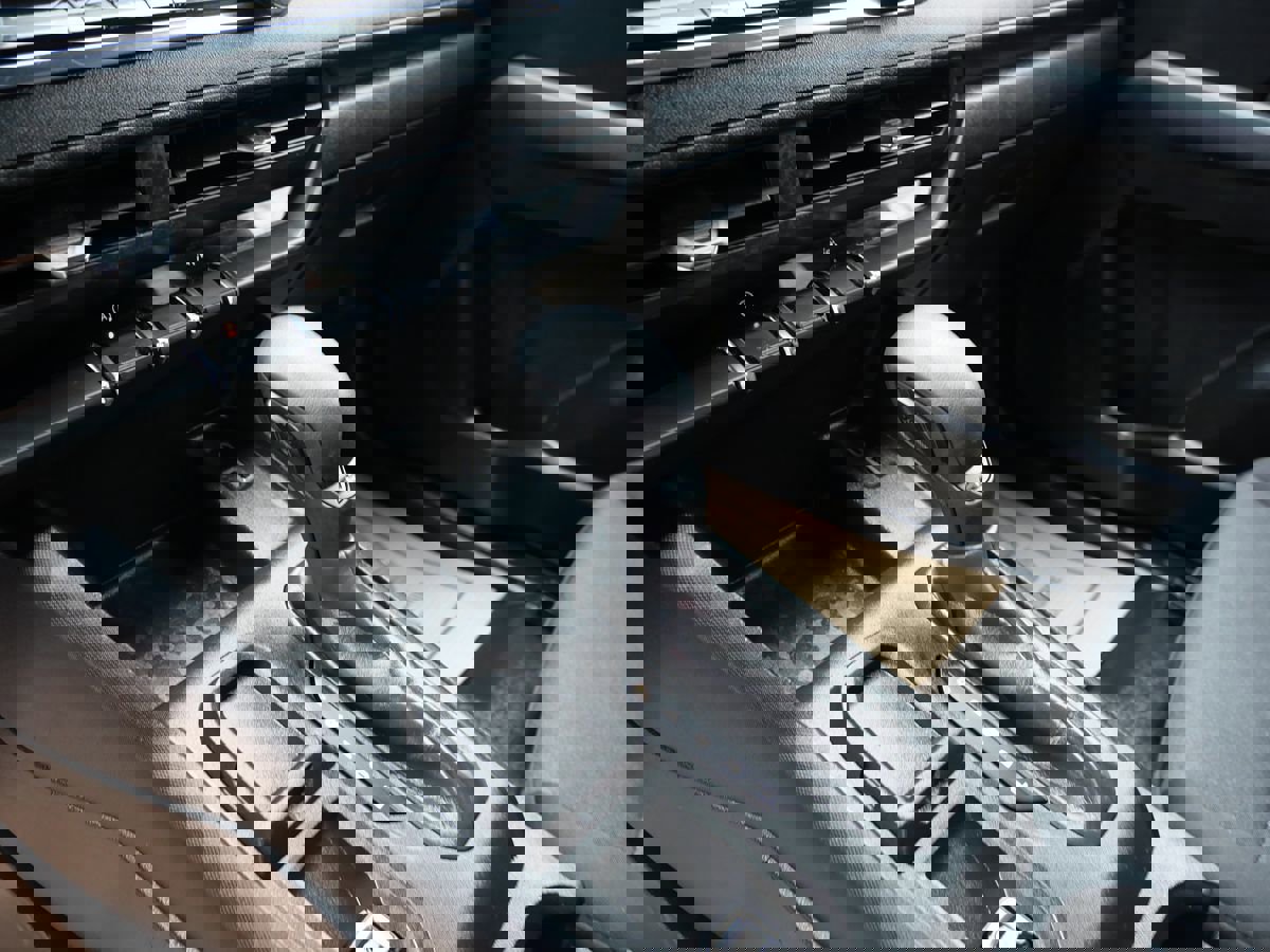 Used 2023 Chevrolet Colorado W/T image 14