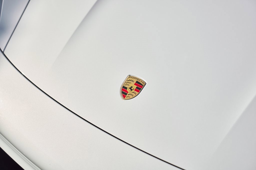 Used 2023 Porsche Taycan 4S w/ Premium Package image 6