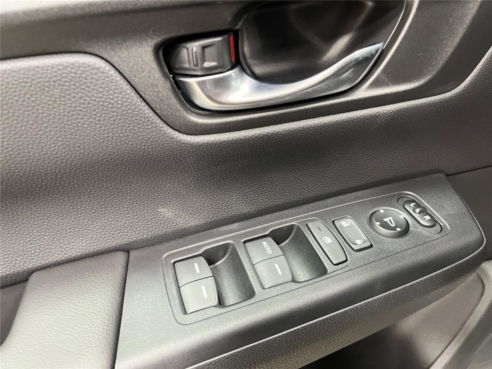 New 2026 Honda CR-V LX image 12