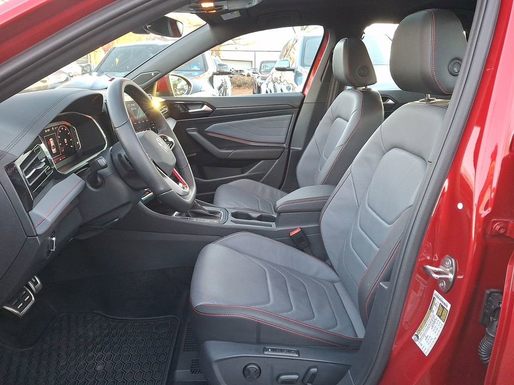 Used 2025 Volkswagen Jetta GLI Autobahn image 12