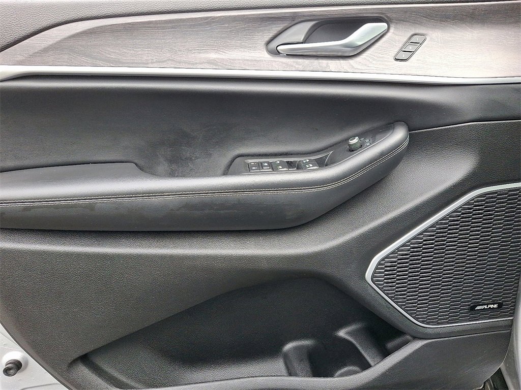 Used 2021 Jeep Grand Cherokee L Limited image 13