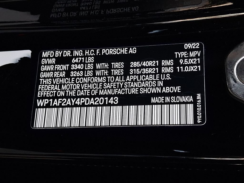 Used 2023 Porsche Cayenne Turbo AWD/4WD image 25