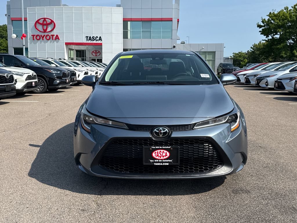 Used 2020 Toyota Corolla LE FWD image 2