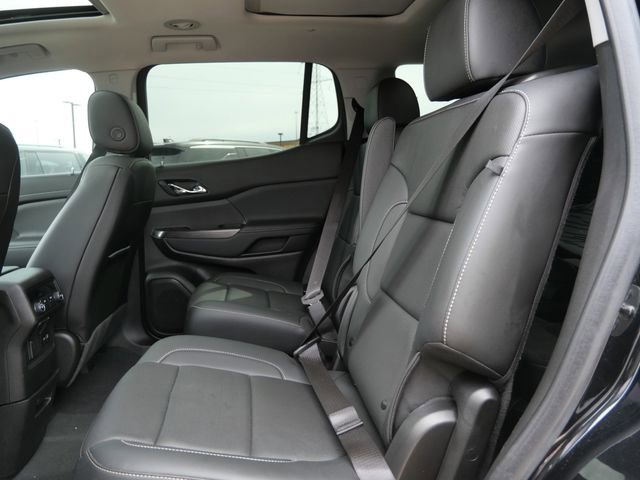 Used 2023 GMC Acadia SLT w/ Elevation Edition image 14