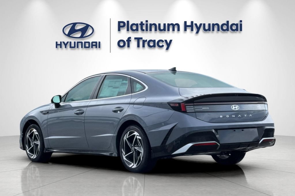 New 2026 Hyundai Sonata SEL FWD image 6