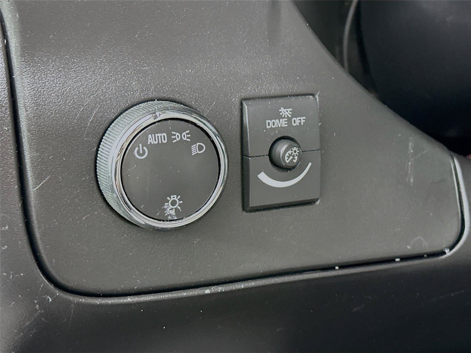 Used 2012 Chevrolet Express 1500 RWD image 12