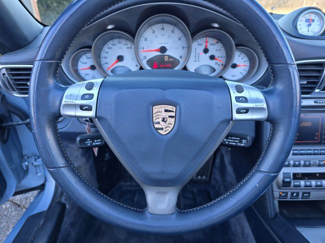 Used 2005 Porsche 911 Carrera S image 21