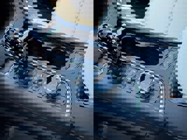 New 2025 Cadillac XT5 Sportv w/ LPO, Floor Liner Package image 35