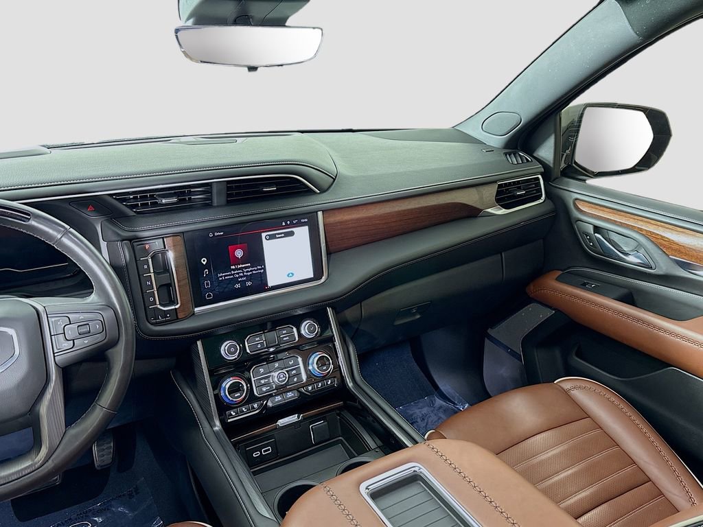 Certified 2023 GMC Yukon XL Denali Ultimate w/ LPO, Floor Liner Package AWD/4WD image 29