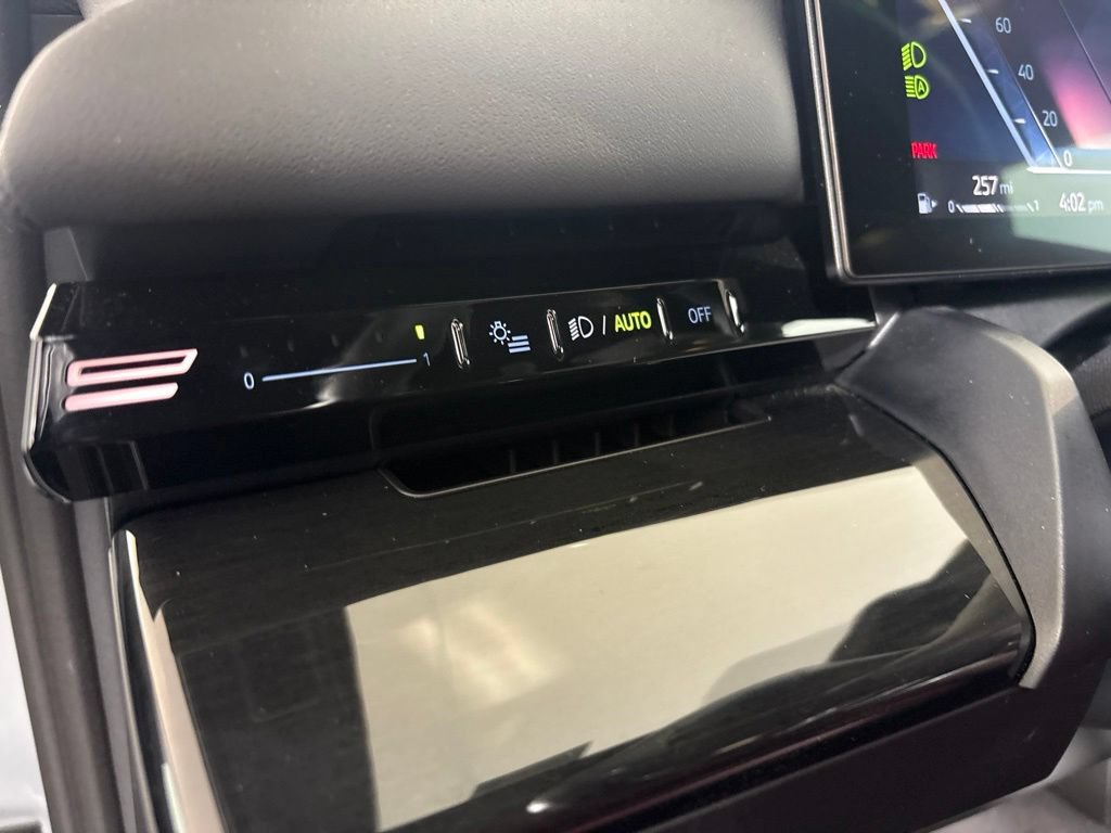 Certified 2026 BMW 530i w/ M Sport Package RWD image 26