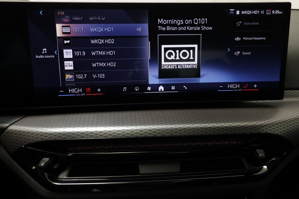 Certified 2025 BMW 330i xDrive Sedan w/ M Sport Package image 8