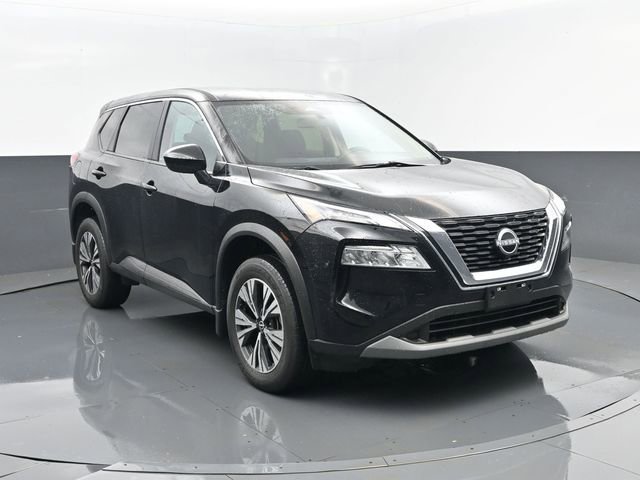 Used 2023 Nissan Rogue SV image 3