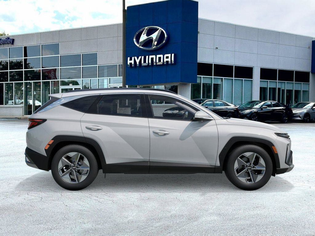 New 2026 Hyundai Tucson SEL FWD image 9