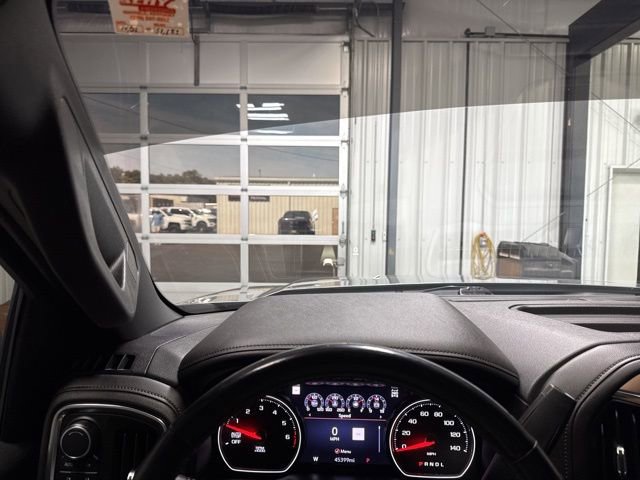 Used 2019 Chevrolet Silverado 1500 High Country w/ High Country Premium Package AWD/4WD image 10