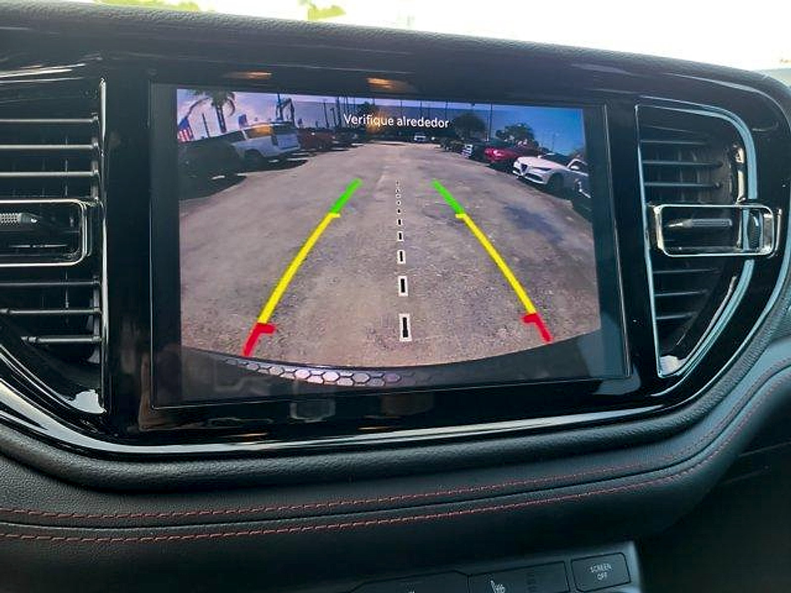 Certified 2023 Dodge Durango R/T w/ Blacktop Package RWD image 36