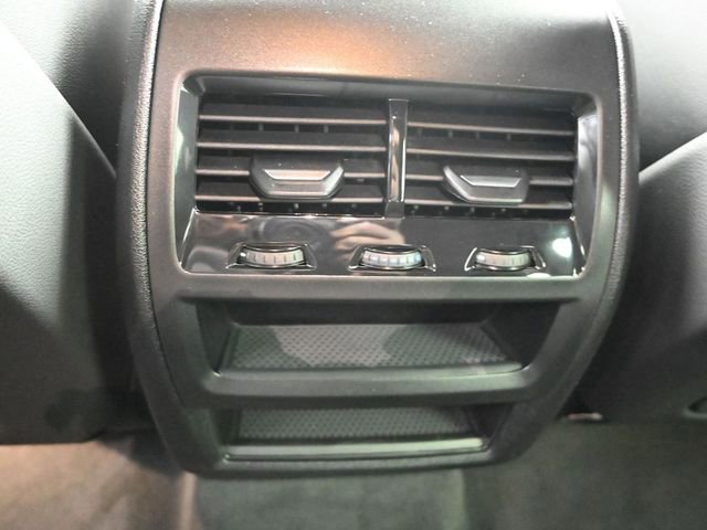 New 2026 BMW X6 xDrive40i image 16