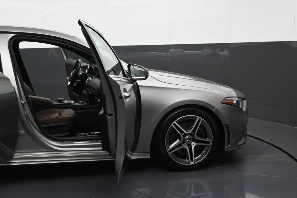 Used 2020 Mercedes-Benz A 220 4MATIC image 9
