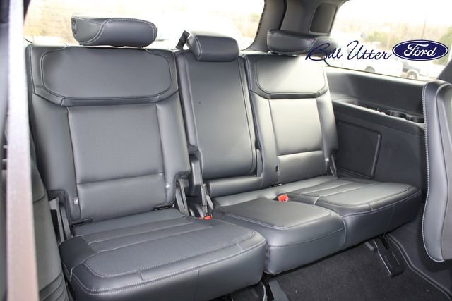 New 2026 Ford Expedition Platinum w/ Stealth Appearance Package image 10