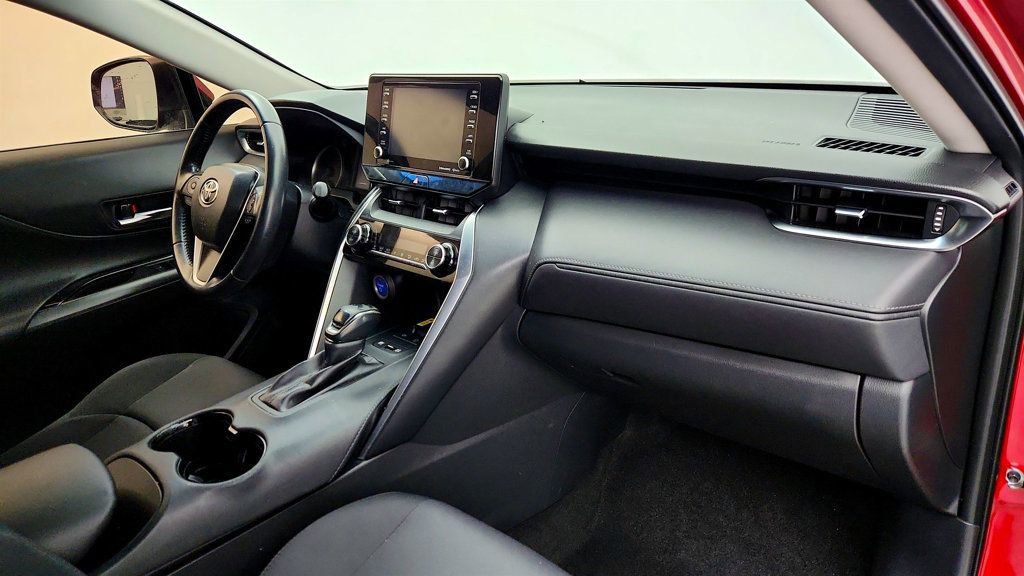 Used 2021 Toyota Venza LE image 24