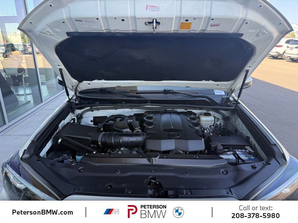 Used 2016 Toyota 4Runner Limited AWD/4WD image 31