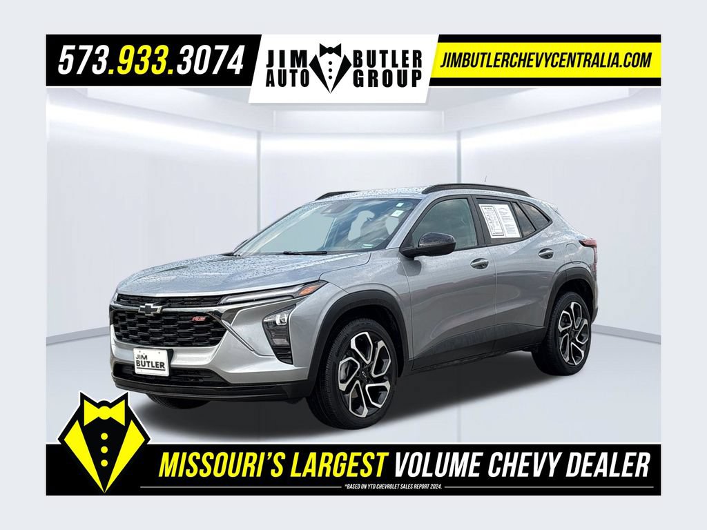 Used 2025 Chevrolet Trax RS w/ Driver Confidence Package FWD image 1