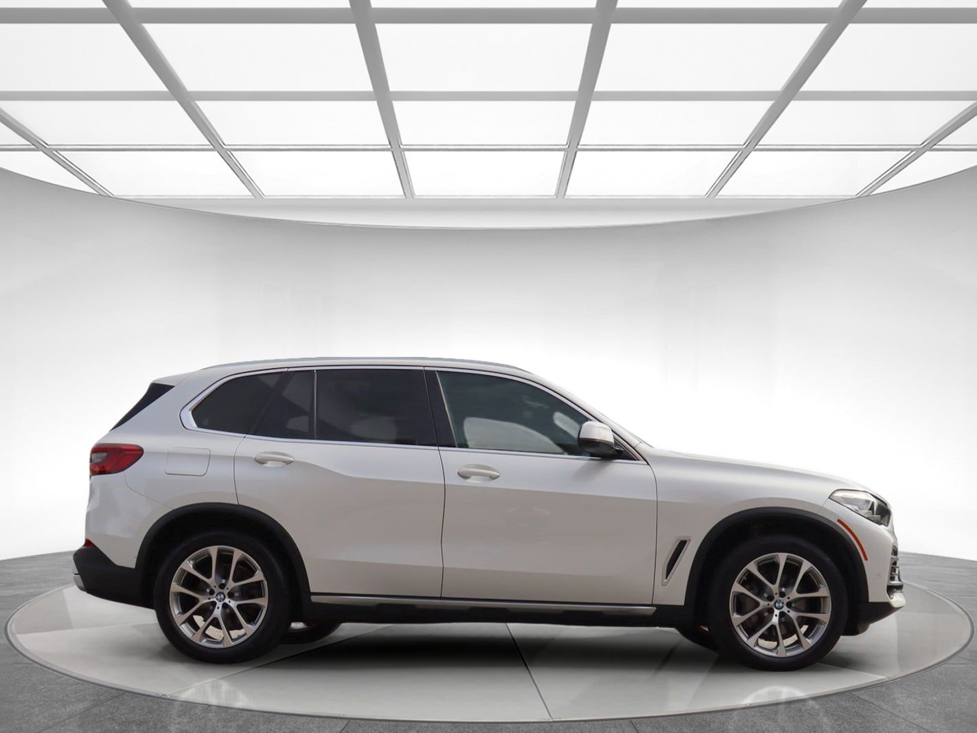 Used 2020 BMW X5 xDrive40i w/ Premium Package AWD/4WD image 5