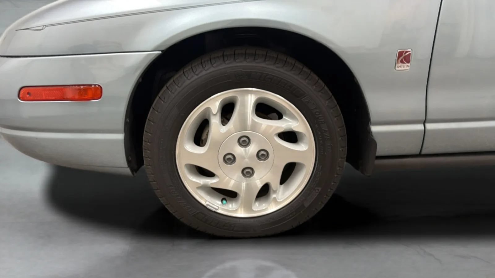 Used 2002 Saturn S-Series SL2 w/ SL2 Option Pkg 2 FWD image 27