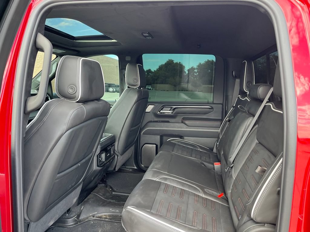 Used 2026 GMC Sierra 2500 AT4X AWD/4WD image 17
