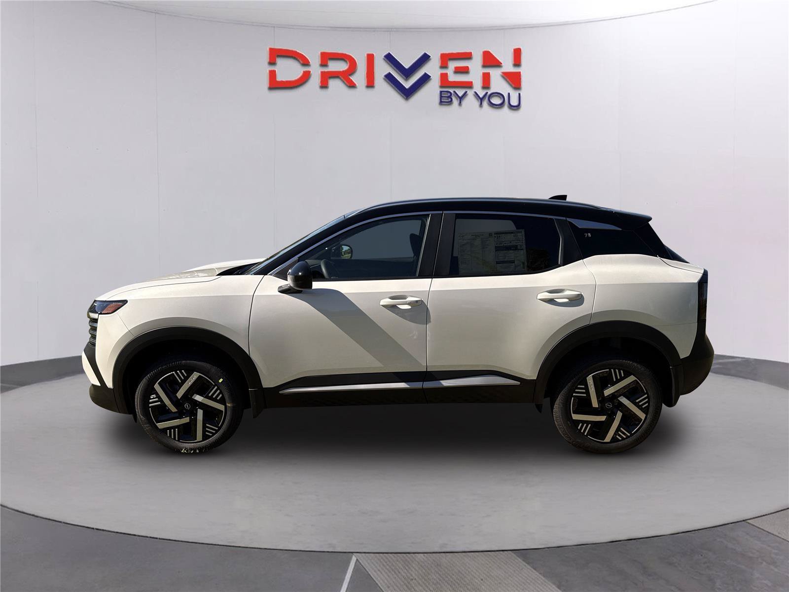 New 2026 Nissan Kicks SV w/ SV Premium Package FWD image 7