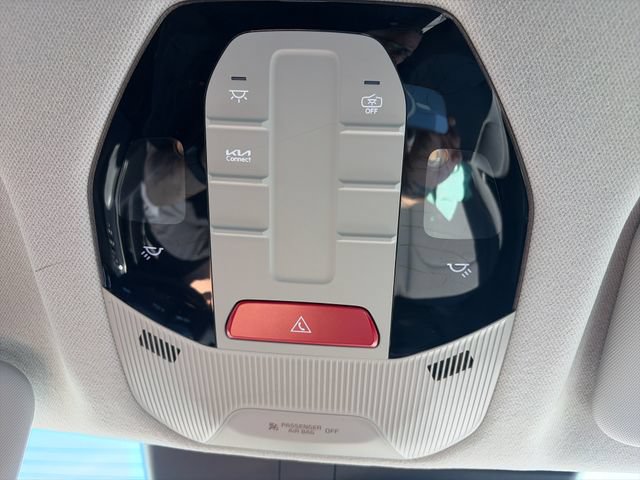 Certified 2025 Kia K4 FWD image 27