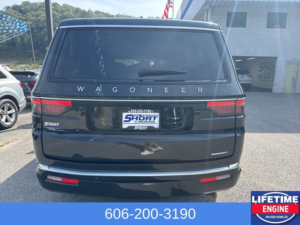 Used 2024 Jeep Wagoneer Series II w/ Flexible Seating Group image 7