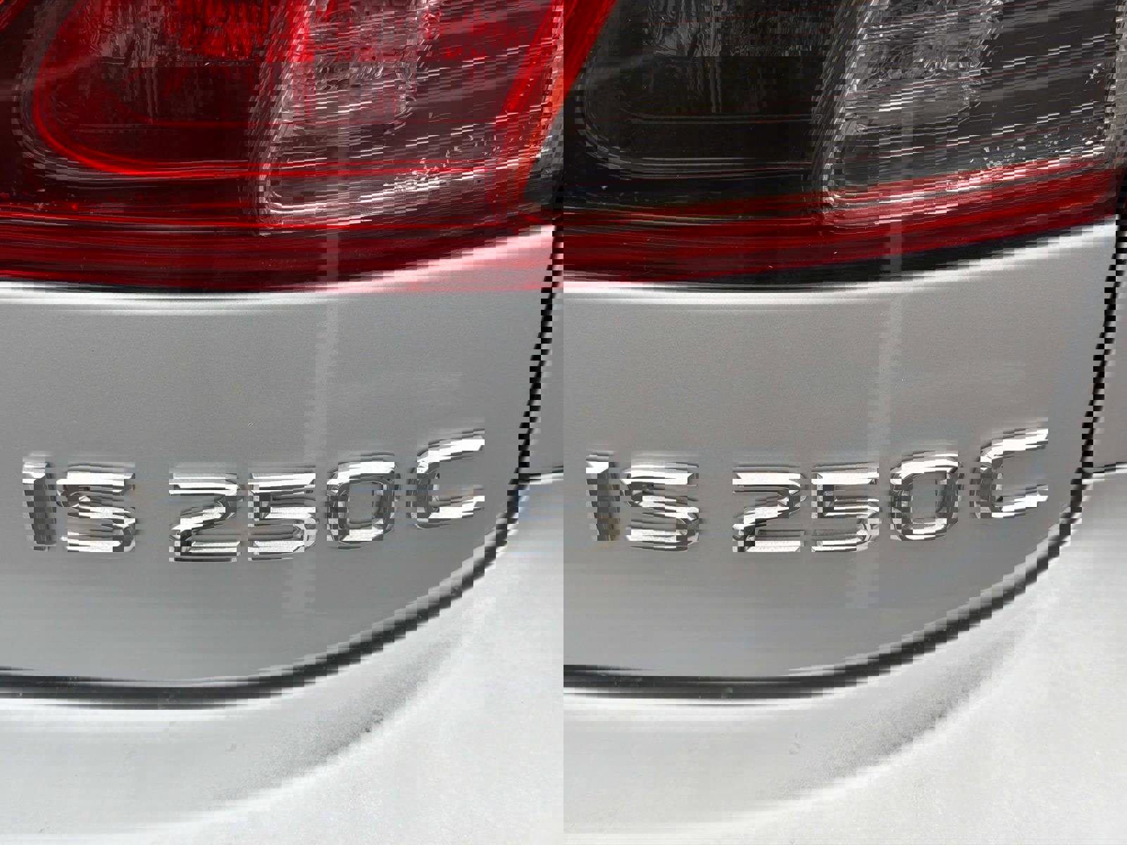 Used 2012 Lexus IS 250C image 12