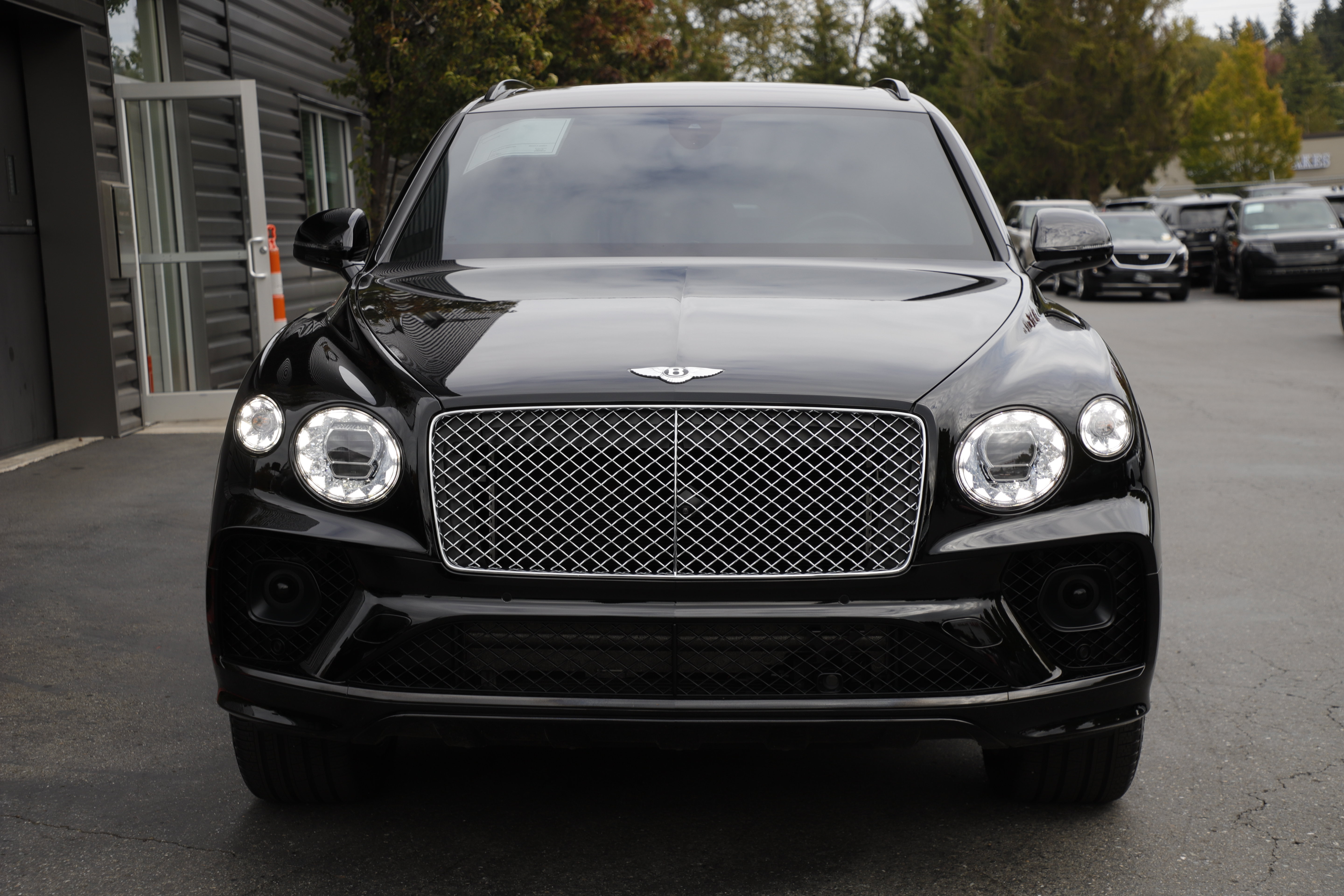 Used 2022 Bentley Bentayga AWD/4WD image 6