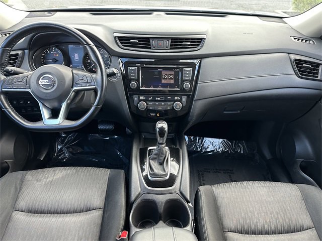 Used 2020 Nissan Rogue SV image 15