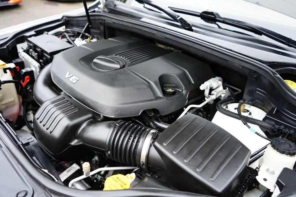 Used 2015 Jeep Grand Cherokee Summit image 10