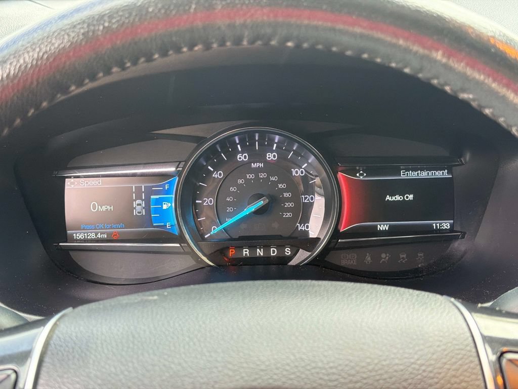 Used 2019 Ford Explorer Limited w/ Ford Safe & Smart Package AWD/4WD image 29