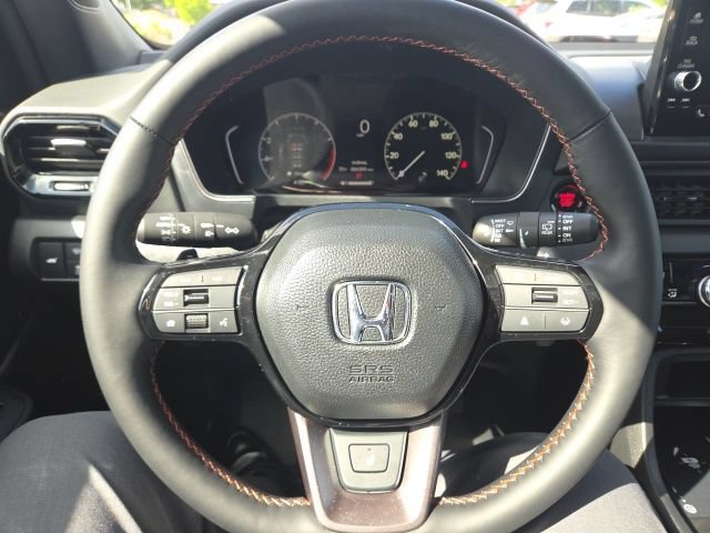 Used 2025 Honda Pilot TrailSport image 27