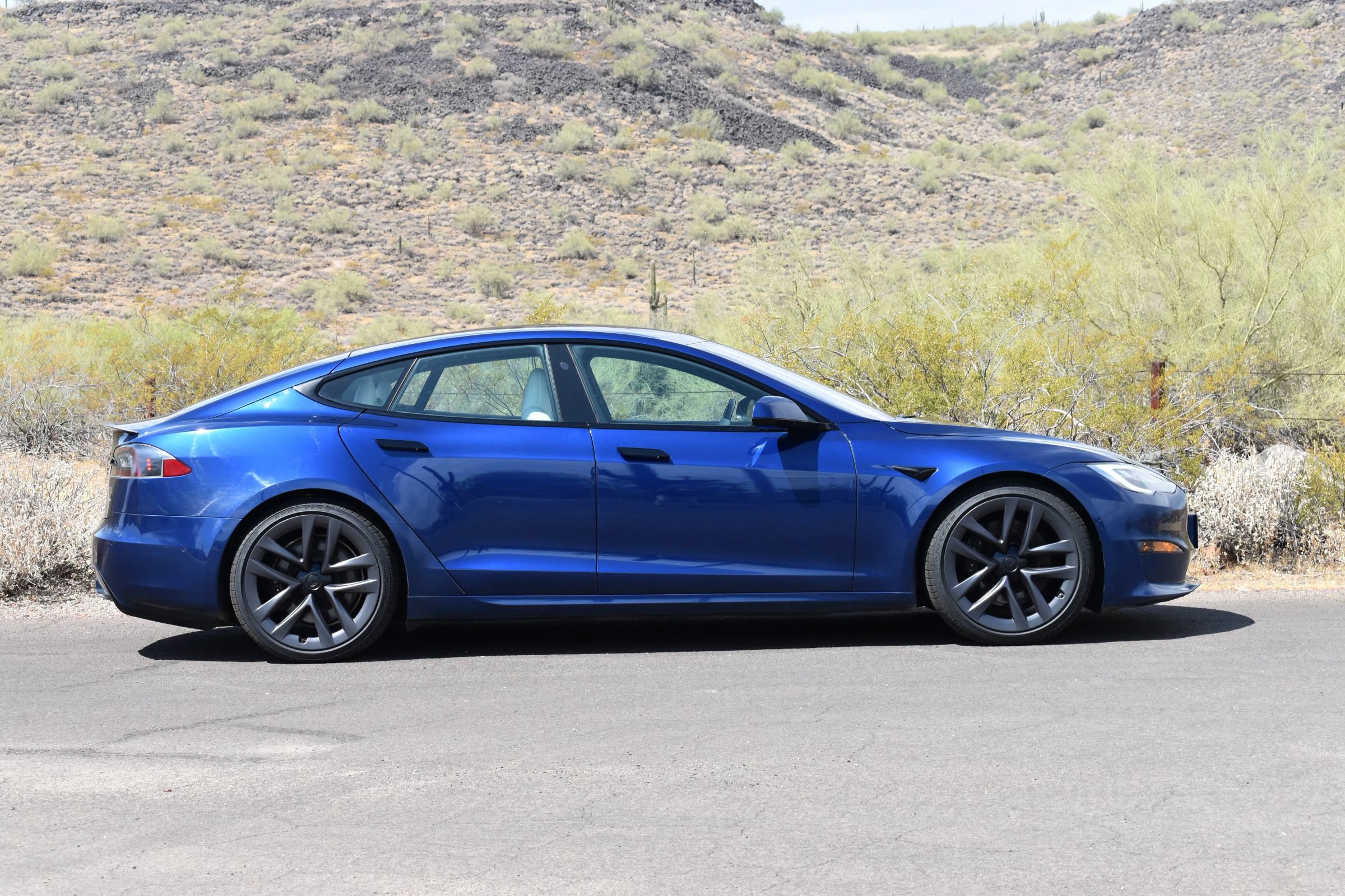 Used 2022 Tesla Model S Plaid AWD/4WD image 10