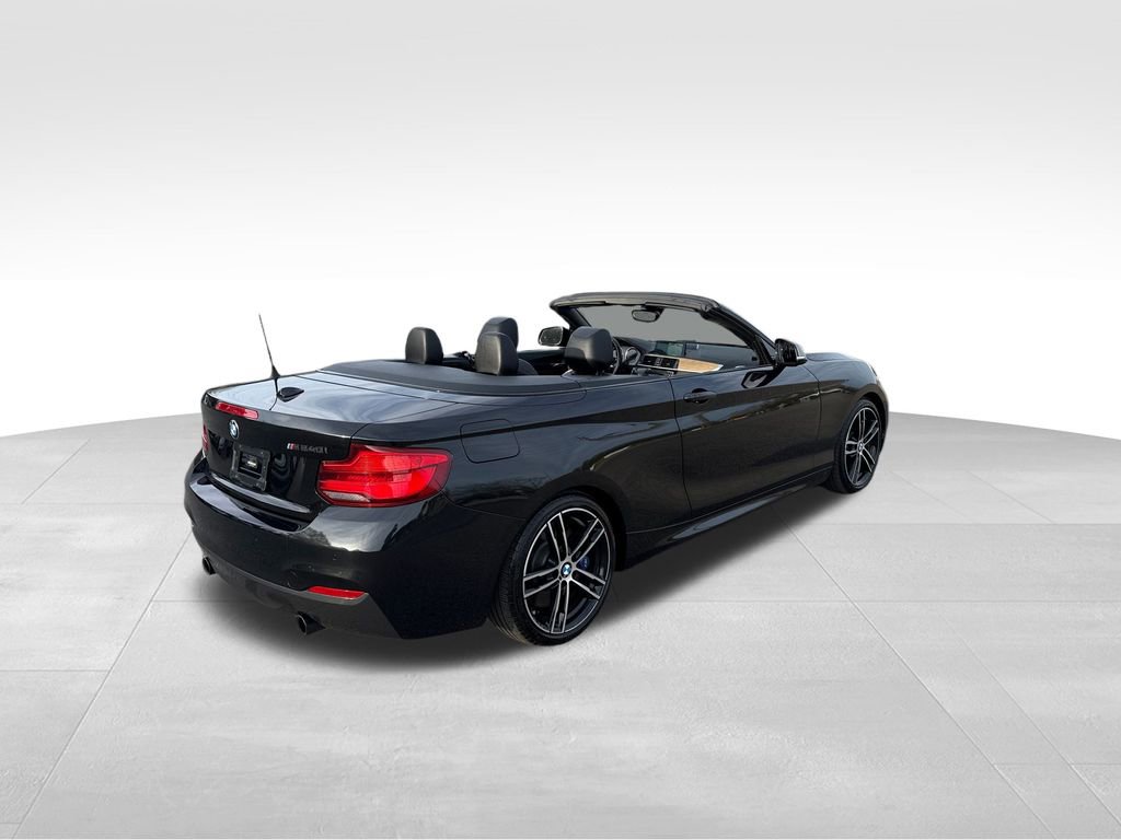 Used 2018 BMW M240i Convertible image 6