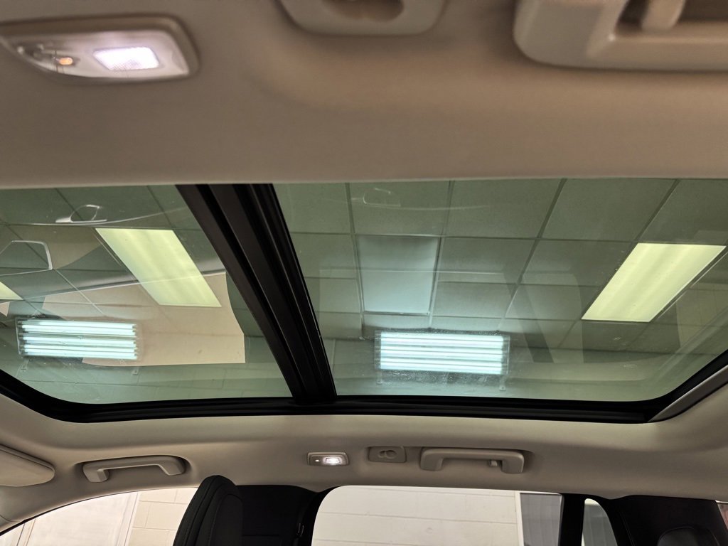 Used 2024 Volvo XC90 B5 Plus image 18