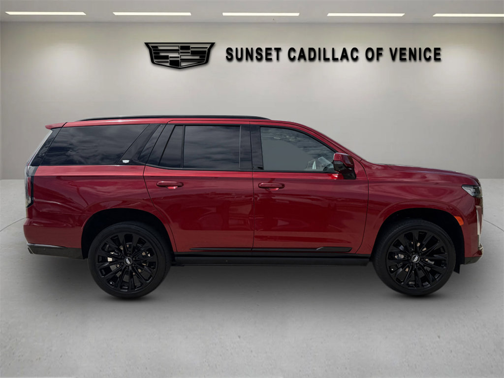 Used 2022 Cadillac Escalade Sport Platinum AWD/4WD image 2