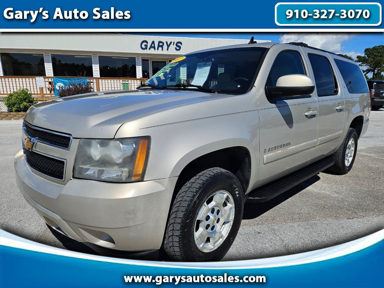 Used 2007 Chevrolet Suburban LT w/ LT Preferred Equipment Group AWD/4WD image 1