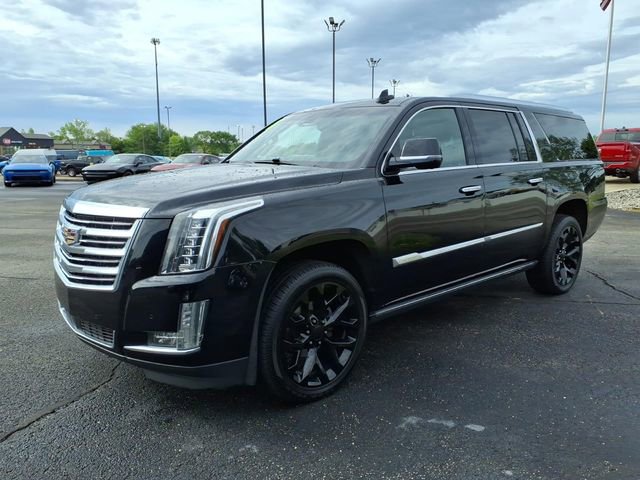 Used 2015 Cadillac Escalade ESV Platinum AWD/4WD image 3