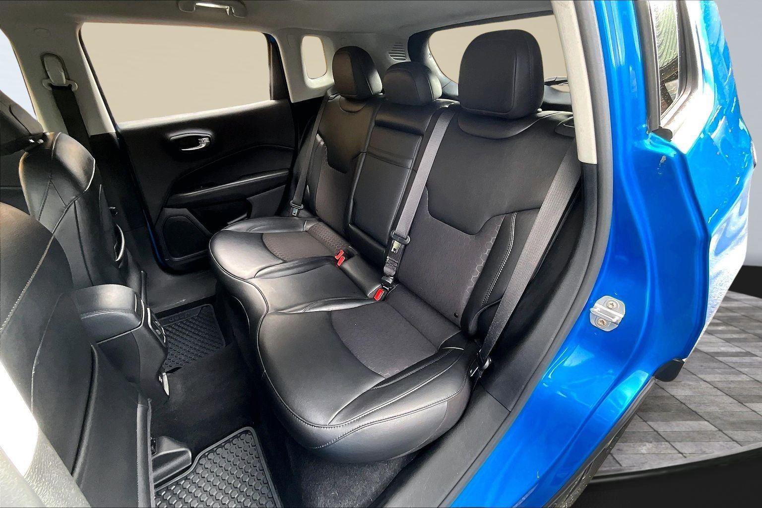 Used 2020 Jeep Compass Altitude image 27