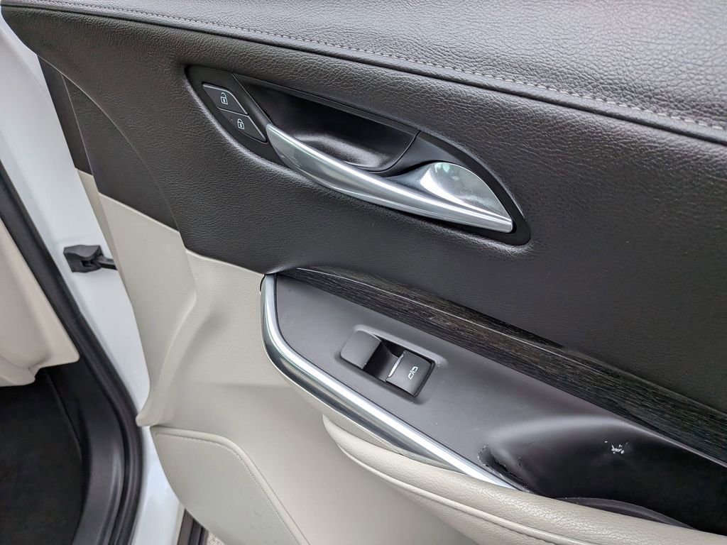 Used 2020 Cadillac XT4 Premium Luxury FWD image 29
