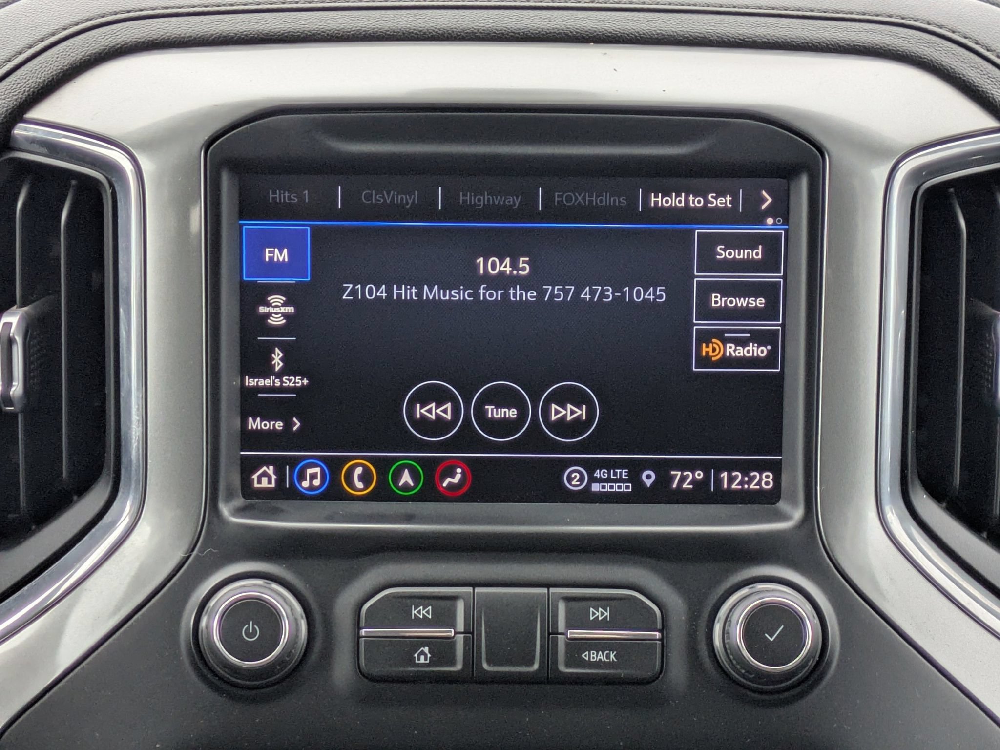 Used 2021 Chevrolet Silverado 1500 LTZ w/ LTZ Convenience Package II AWD/4WD image 19