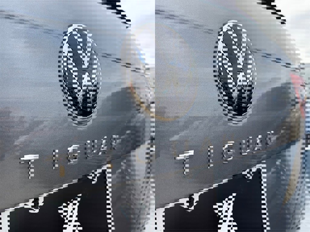 Used 2024 Volkswagen Tiguan S w/ MDO Package, Three-Row image 37