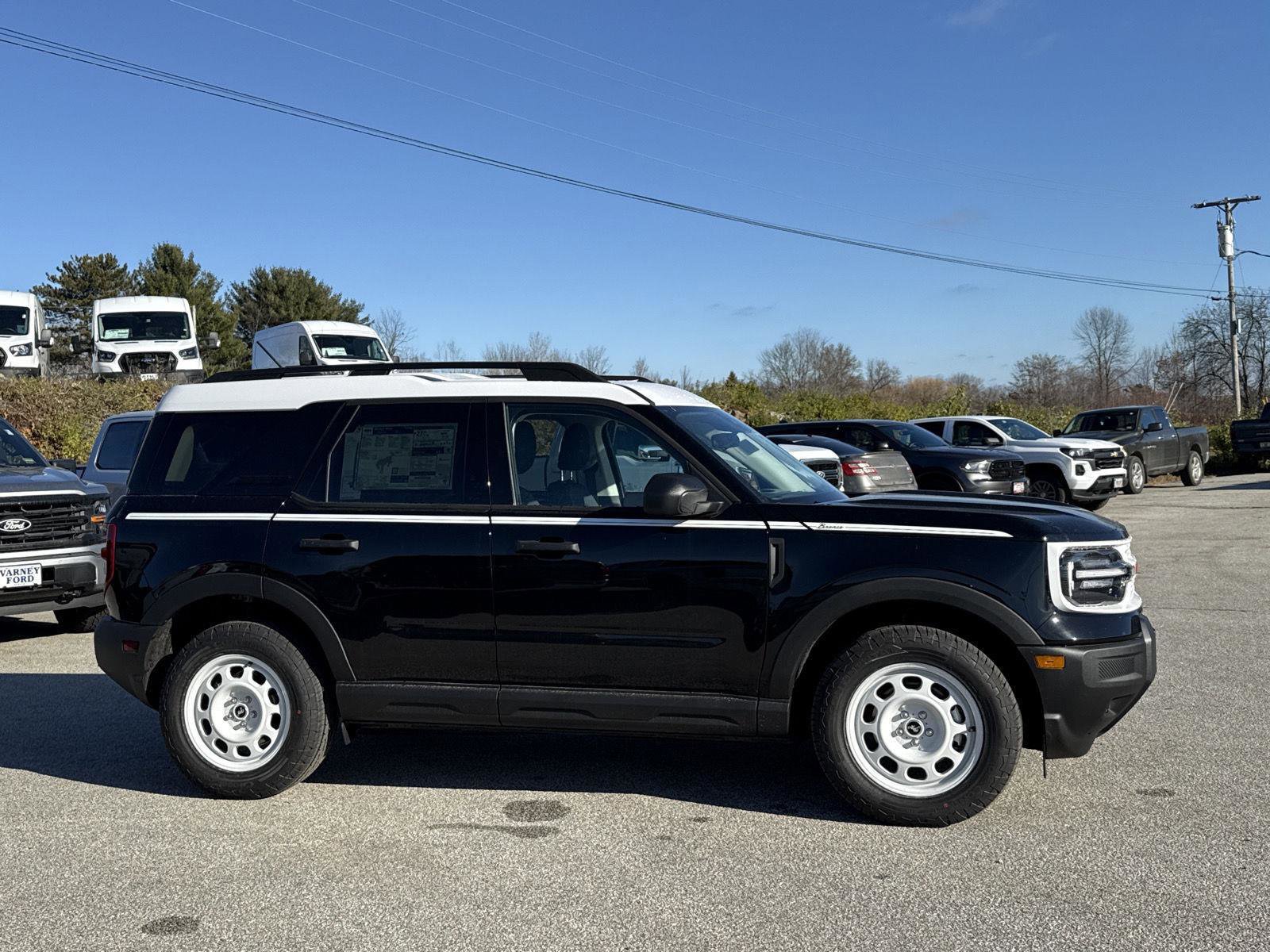 New 2025 Ford Bronco Sport Heritage w/ Convenience Package AWD/4WD image 4